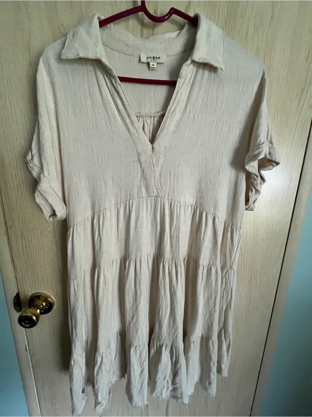 Umgee Tan Oatmeal Linen Cotton Short Sleeve Tiered V-Neck Tunic Raw Hem Sz Med